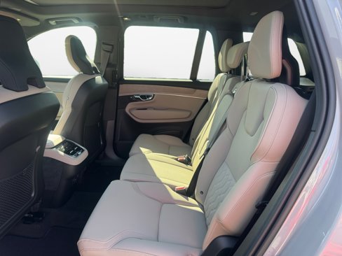 New 2026 Volvo XC90 B6 Core image 13