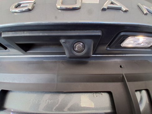 Used 2022 Volkswagen Tiguan SE image 25