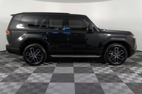 Used 2025 Lexus GX 550 image 9