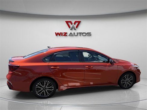 Used 2023 Kia Forte GT-Line w/ GT-Line Premium Package image 4