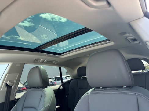 New 2025 Audi Q8 Premium image 21