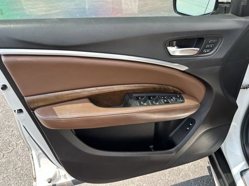 Used 2017 Acura MDX FWD w/ Advance Package image 10