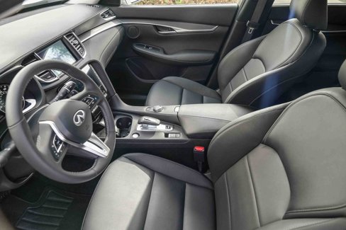 Certified 2024 INFINITI QX50 Pure image 17