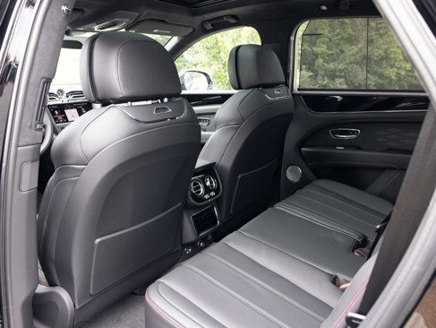 New 2025 Bentley Bentayga image 44
