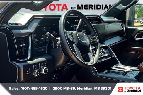 Used 2025 GMC Sierra 2500 Denali Ultimate image 12