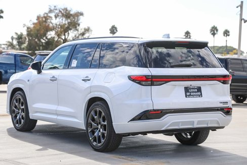New 2026 Lexus TX 500h AWD image 5