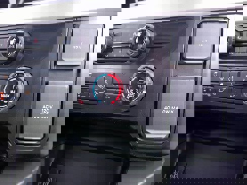 New 2025 Ford F250 XLT w/ Black Appearance Package image 19