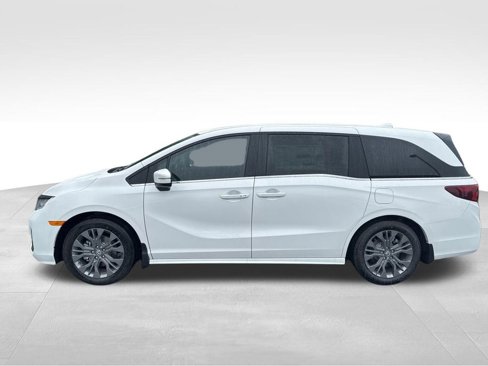 New 2025 Honda Odyssey Touring image 5
