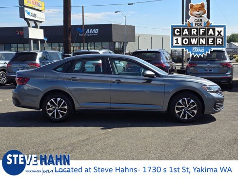 Used 2022 Volkswagen Jetta S image 6