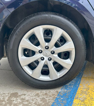 Used 2020 Toyota Corolla LE image 39