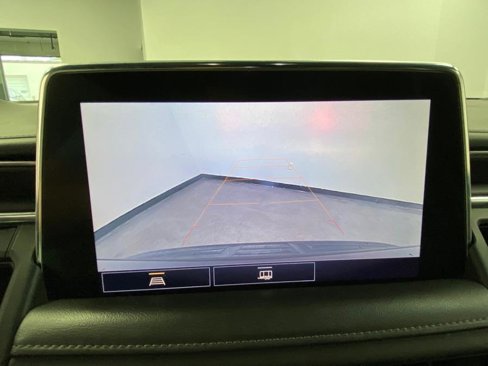 Used 2021 Chevrolet Suburban LT image 31