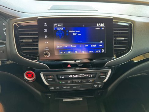 Used 2022 Honda Ridgeline Black Edition image 14