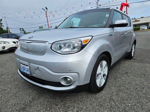 Used 2016 Kia Soul EV + w/ Sun & Fun Package image 7