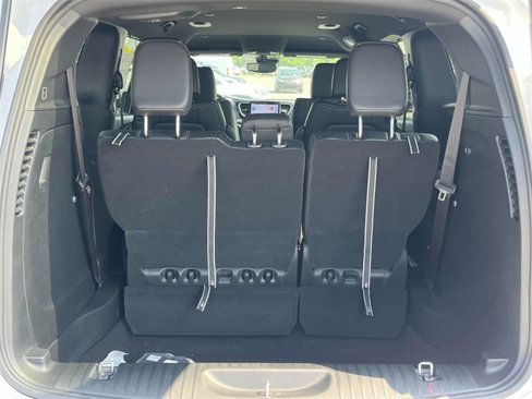 New 2025 Chrysler Pacifica Select image 17