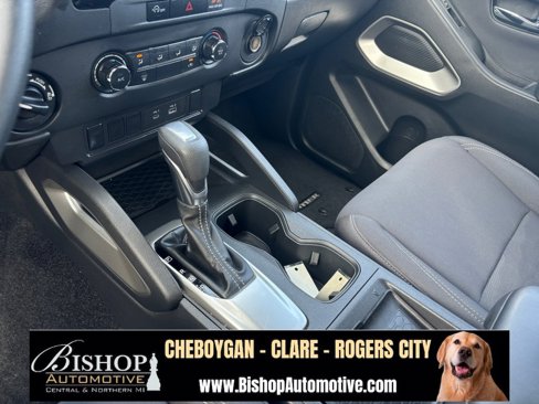 Used 2024 Nissan Frontier SV image 30