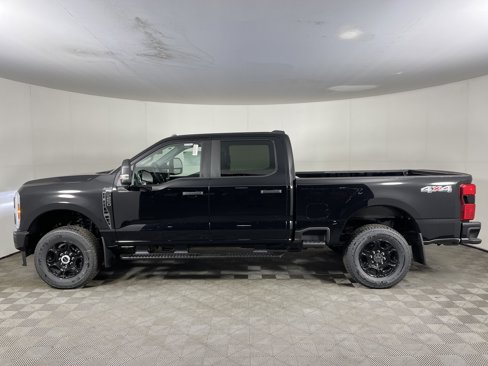 New 2026 Ford F250 XL image 3