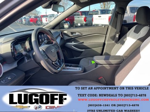 New 2025 Chevrolet Trax RS w/ Driver Confidence Package image 8