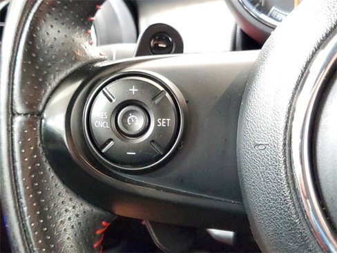 Used 2020 MINI Cooper S image 17