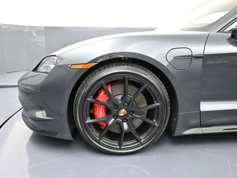 New 2025 Porsche Taycan GTS image 12