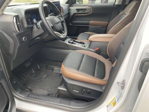 Used 2025 Ford Bronco Sport Outer Banks w/ Outer Banks Tech Package+ image 14