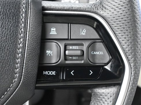 Used 2024 Toyota Sequoia Capstone image 9