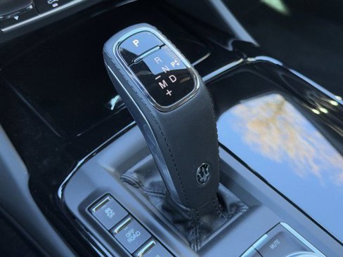 New 2024 Maserati Levante GT Ultima image 25