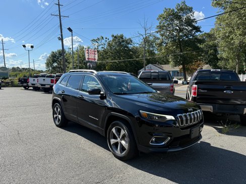 Used 2019 Jeep Cherokee Limited image 4