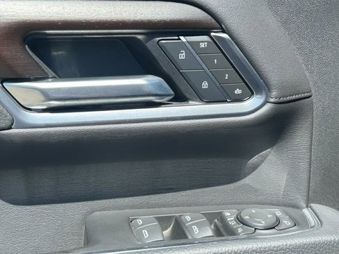 Used 2025 GMC Sierra 3500 Denali w/ Denali Reserve Package image 26