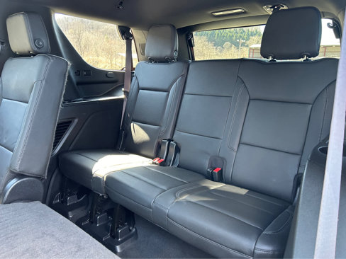 Used 2022 Chevrolet Tahoe Z71 w/ Off-Road Capability Package image 12