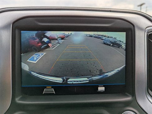 Certified 2022 GMC Sierra 1500 SLE image 23