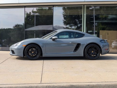 Certified 2025 Porsche 718 Cayman image 2