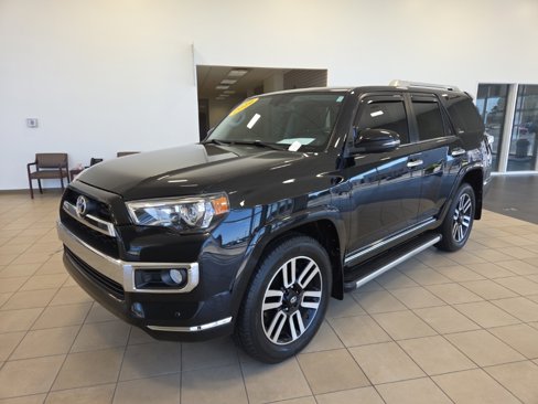 Used 2019 Toyota 4Runner Limited image 3