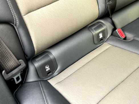 Used 2025 Chevrolet Equinox LT w/ Convenience Package II image 28