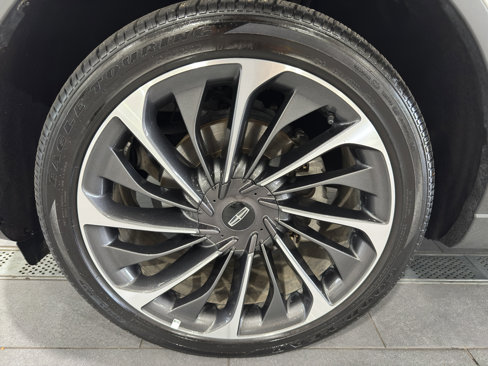 Used 2025 Lincoln Aviator Reserve w/ Illumination Package image 9