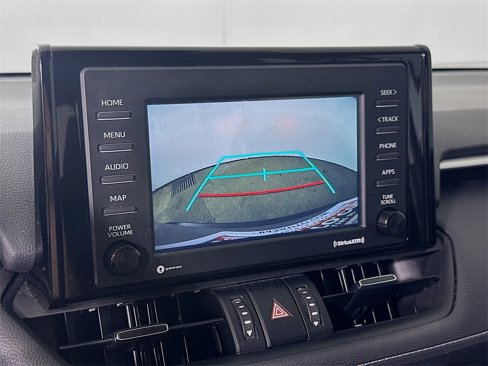 Used 2021 Toyota RAV4 XLE Premium image 9