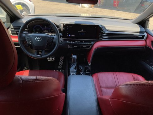 Used 2025 Toyota Camry XSE image 15