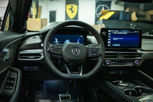 Used 2024 Acura ZDX A-Spec image 18