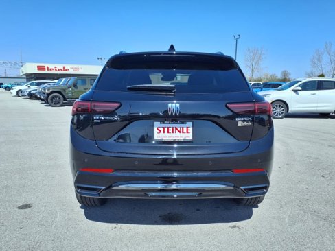 New 2025 Buick Envision Sport Touring image 9