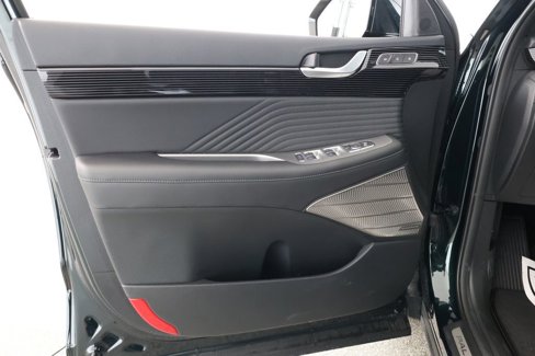 Used 2025 Hyundai Palisade Calligraphy image 11