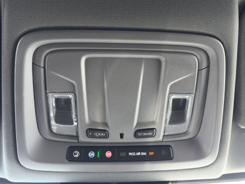 New 2025 GMC Sierra 1500 Elevation w/ LPO, Elevation Black Package image 33
