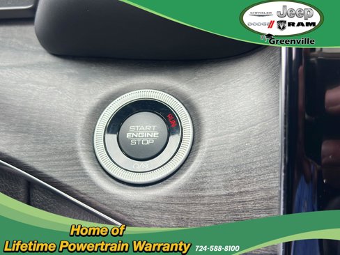 Used 2022 Jeep Grand Cherokee Overland w/ Luxury Tech Group IV image 37