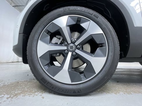 New 2026 Volvo XC40 B5 Plus w/ Protection Package Premier image 15