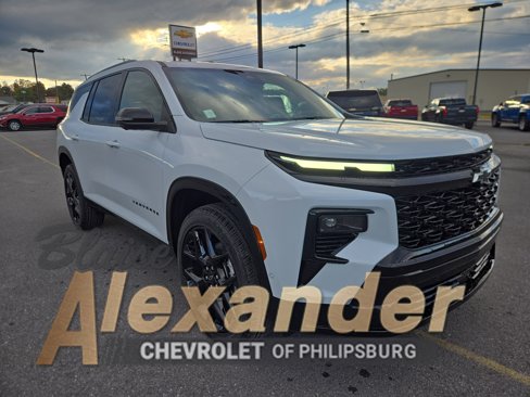 New 2026 Chevrolet Traverse RS w/ LPO, Floor Liner Package image 1