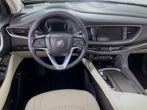 Used 2024 Buick Enclave Avenir w/ Avenir Technology Package image 22