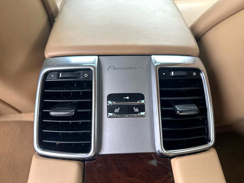 Used 2010 Porsche Panamera Turbo image 24