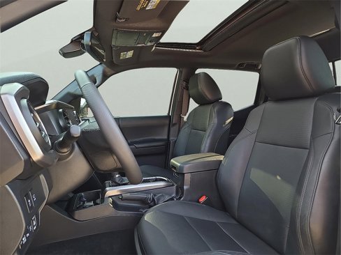 Used 2023 Toyota Tacoma Limited image 12