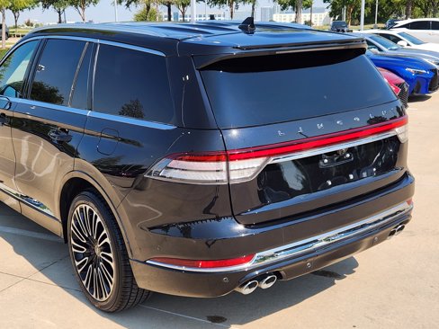 Used 2020 Lincoln Aviator Black Label w/ Dynamic Handling Package image 11
