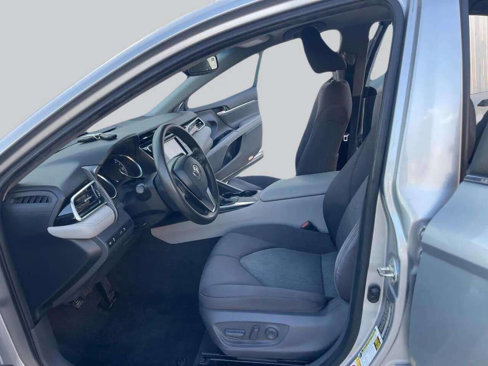 Used 2018 Toyota Camry LE w/ Convenience Package image 18