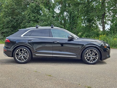 Used 2024 Audi Q8 Prestige image 8