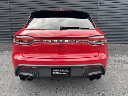 Used 2024 Porsche Macan image 4